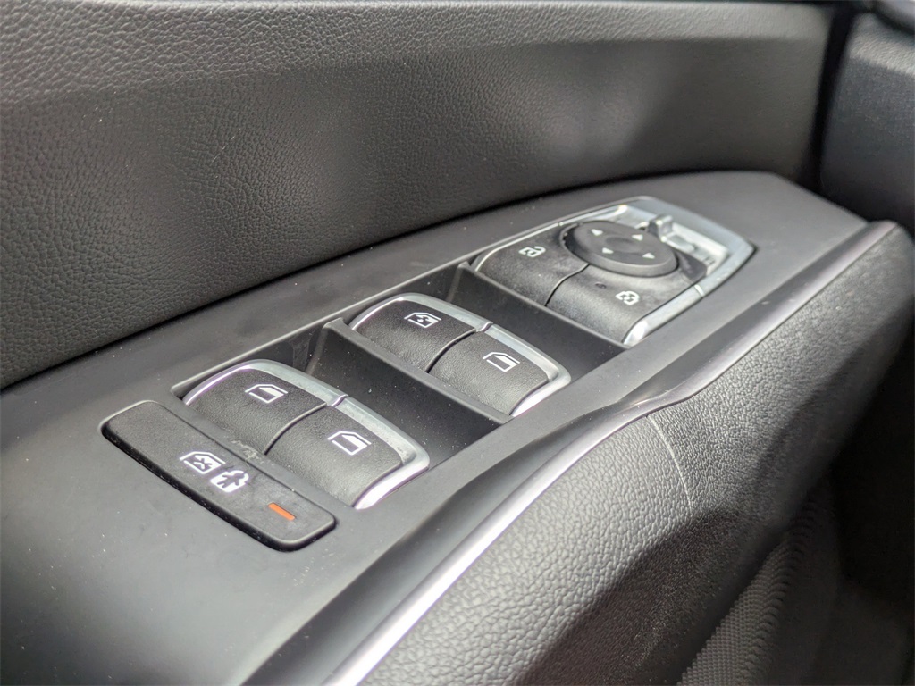 2023 Kia Sorento Hybrid EX photo 26
