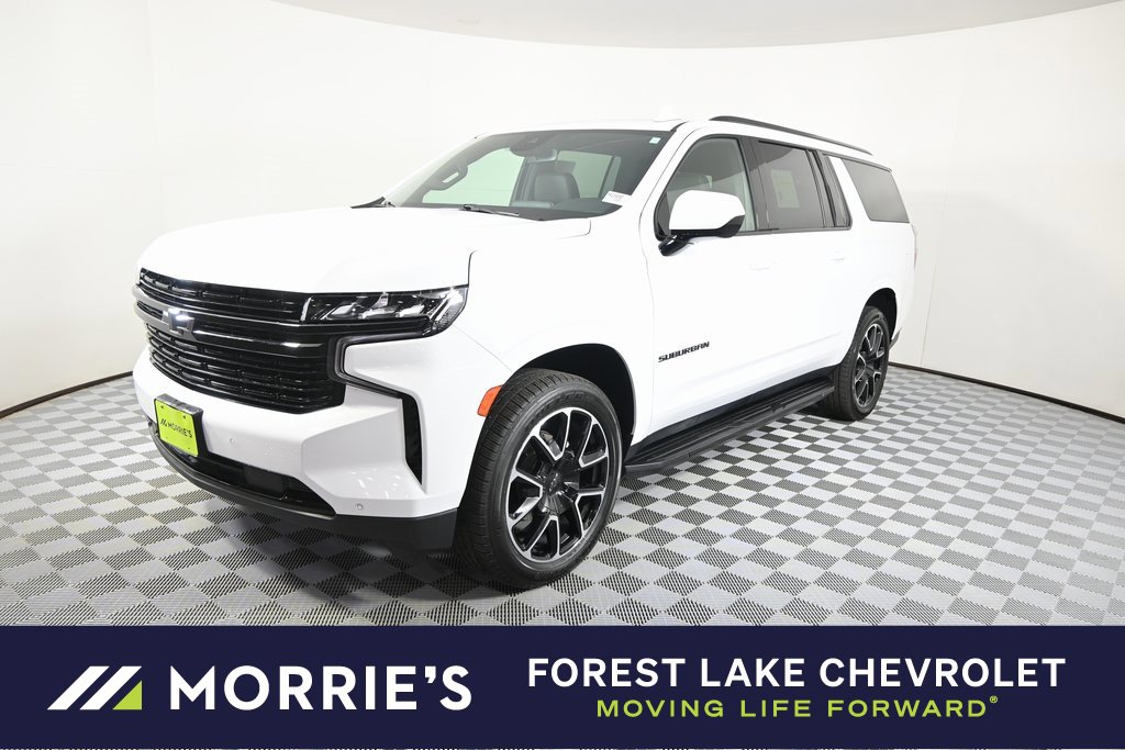 2023 Chevrolet Suburban RST's photo