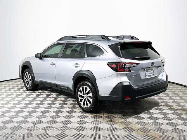 2025 Subaru Outback Premium photo 4