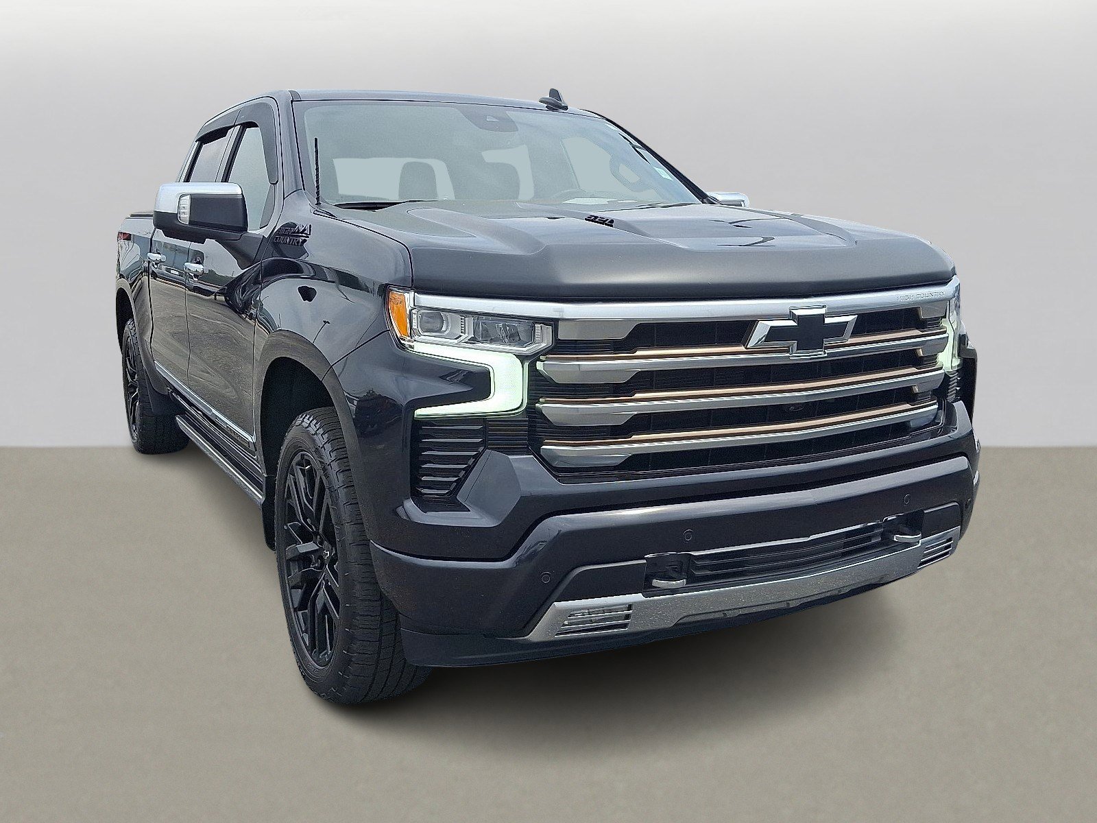 2022 Chevrolet Silverado 1500 High Country photo 2