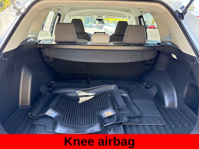 2024 Toyota RAV4 XLE photo 20