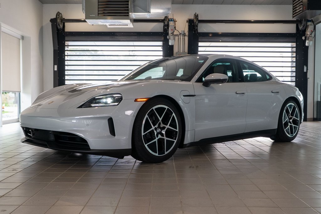 2025 Porsche Taycan