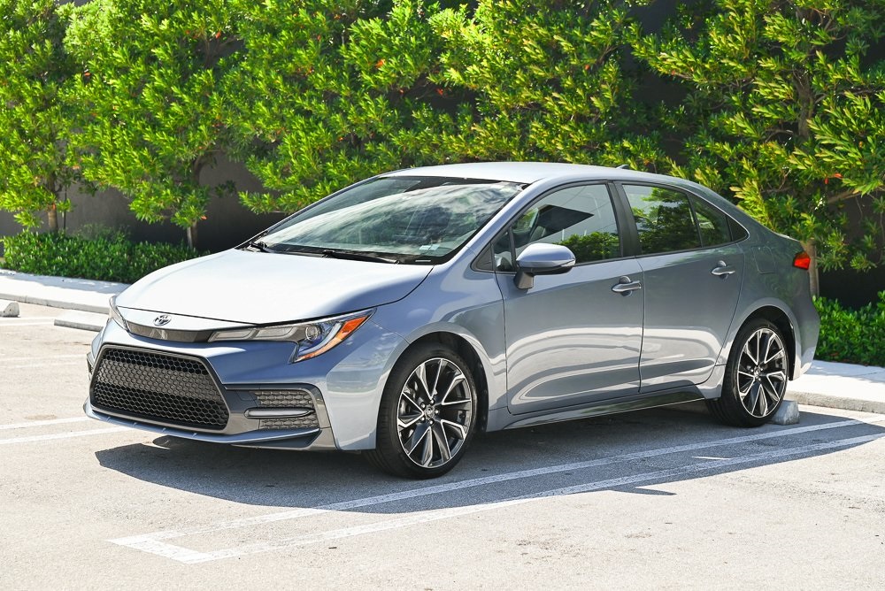 2021 Toyota Corolla SE's photo