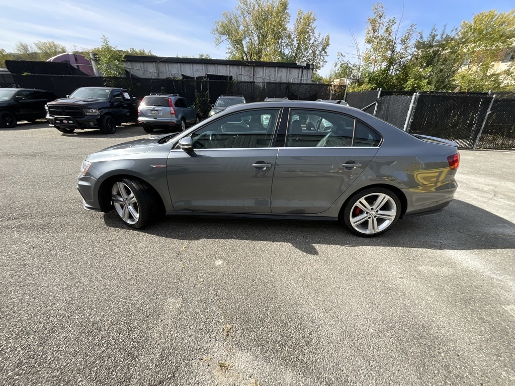 2016 Volkswagen Jetta 2.0T GLI SEL photo 3