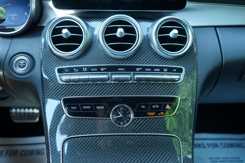 2020 Mercedes Benz C 43 AMG photo 37