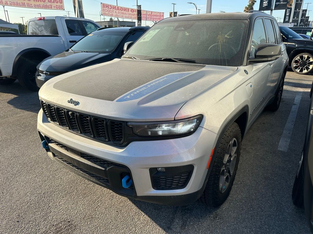 2023 Jeep Grand Cherokee Trailhawk 4xe photo 2