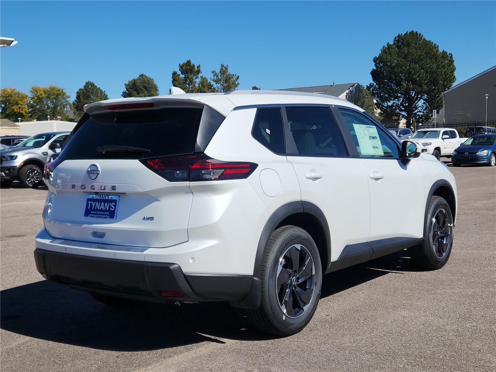 2026 Nissan Rogue SV photo 3