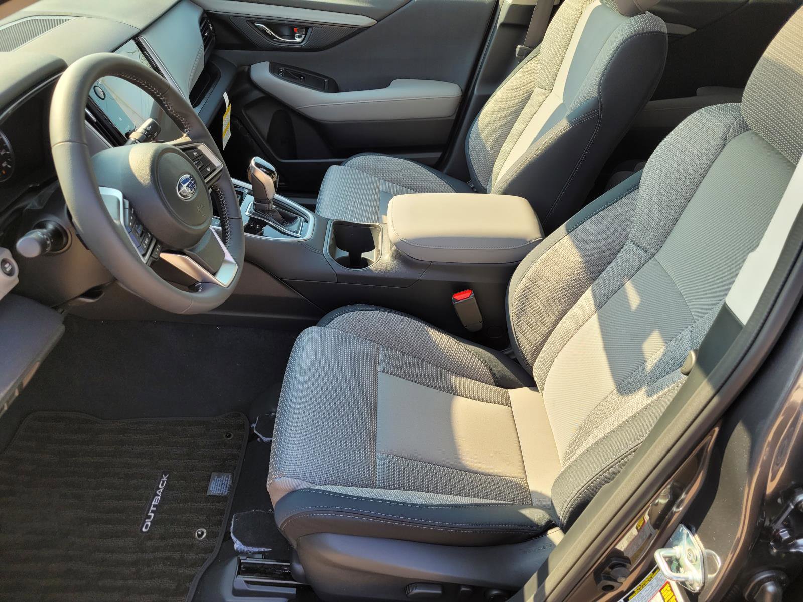 2025 Subaru Outback Premium photo 3