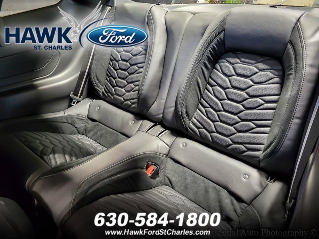 2025 FORD MUSTANG - Image 8