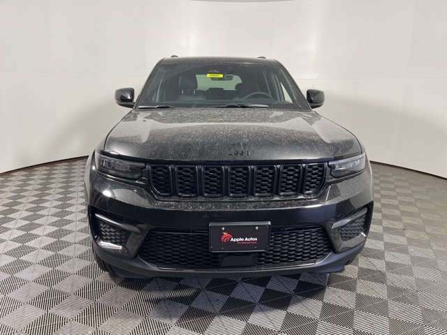 2025 Jeep Grand Cherokee Altitude X photo 2