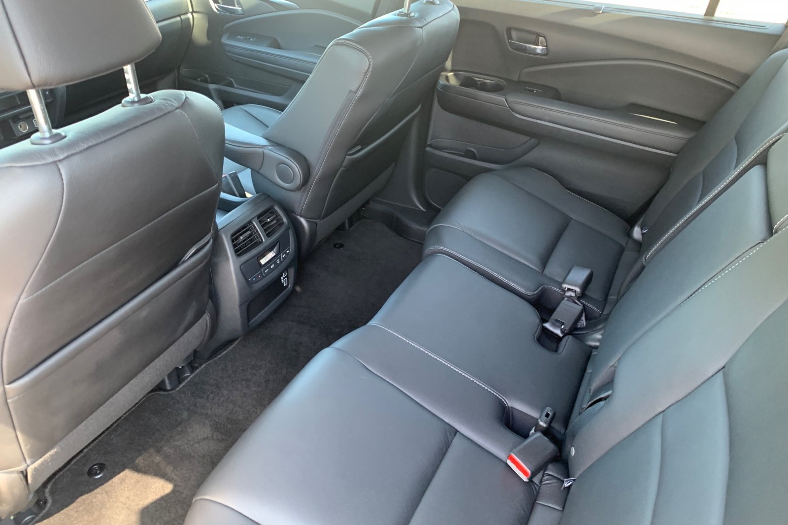 2022 Honda Pilot Special Edition photo 12