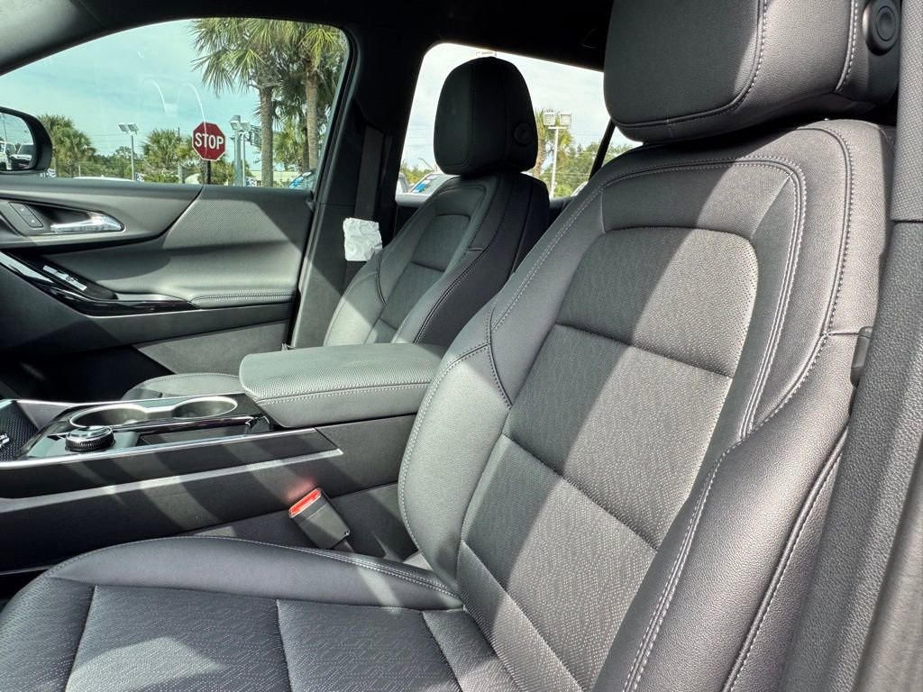 2026 Chevrolet Equinox LT photo 24