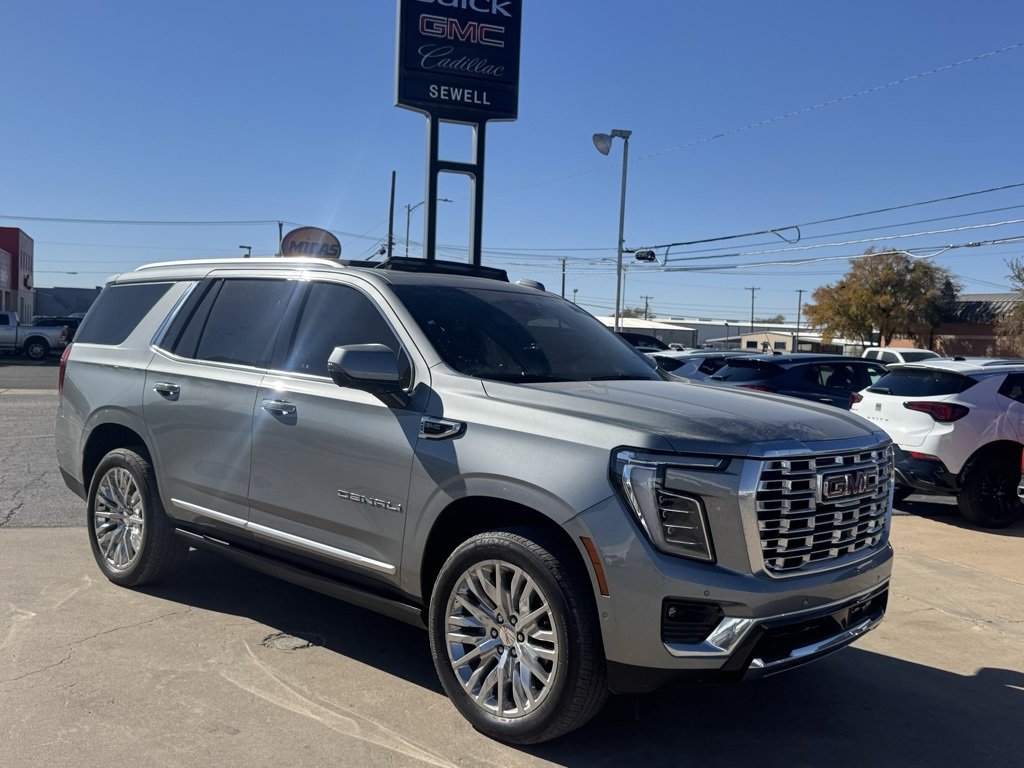 2025 GMC Yukon Denali's photo