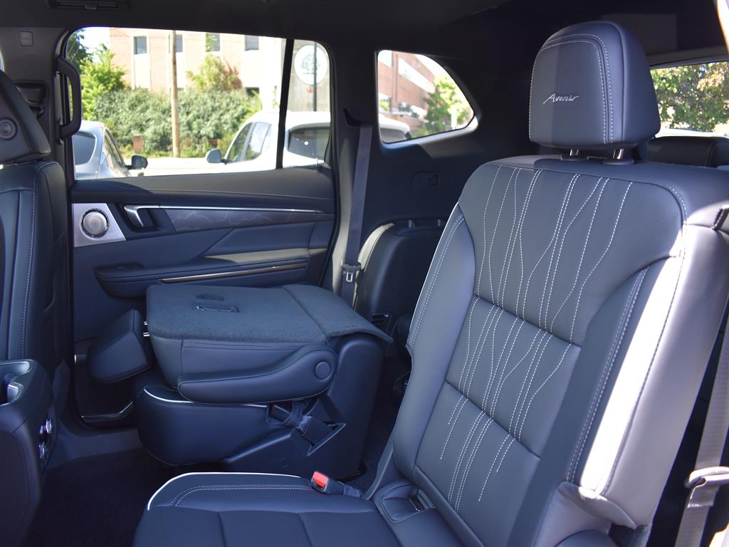2026 Buick Enclave Avenir photo 14