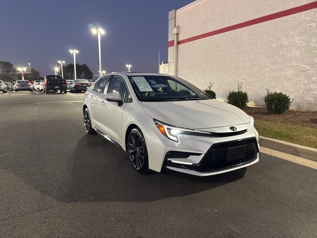 2023 Toyota Corolla XSE's photo