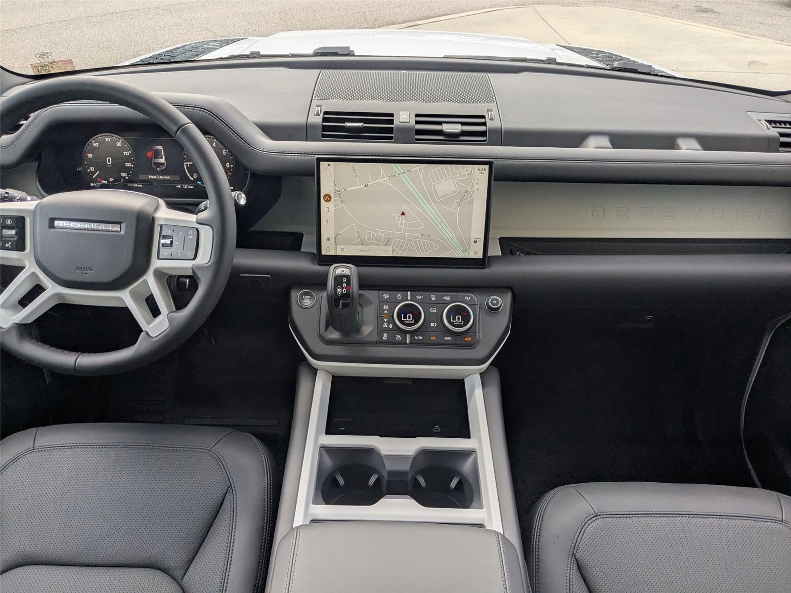 2025 Land Rover Defender 130 X-Dynamic SE photo 28