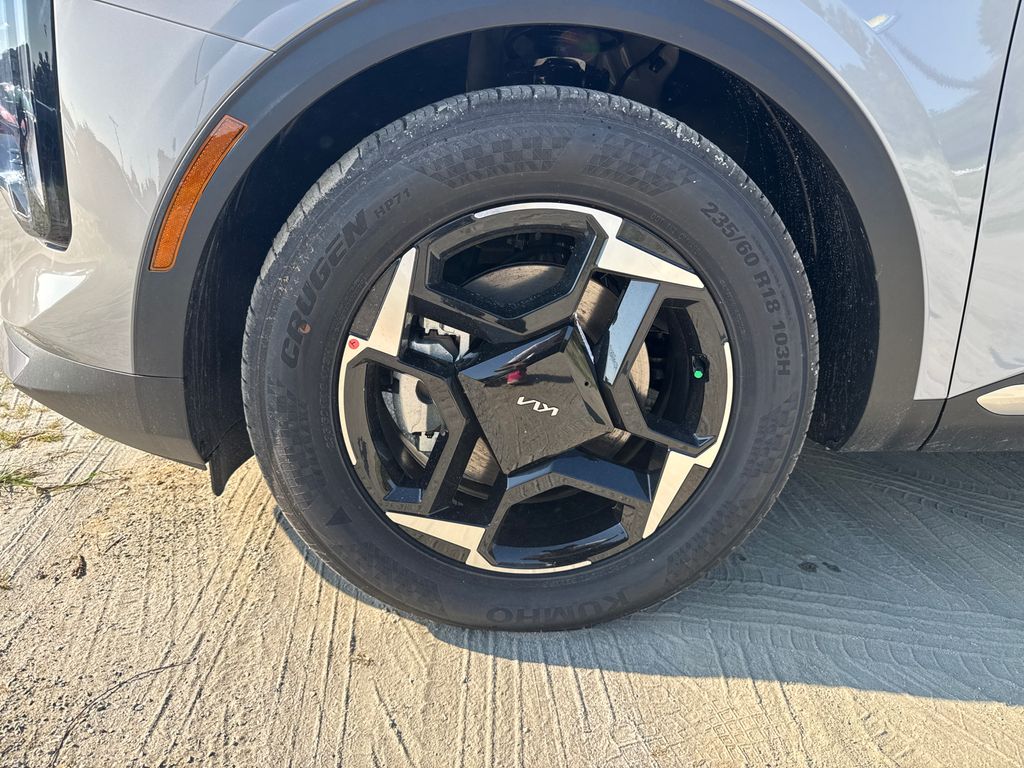 2026 Kia Sportage EX photo 9