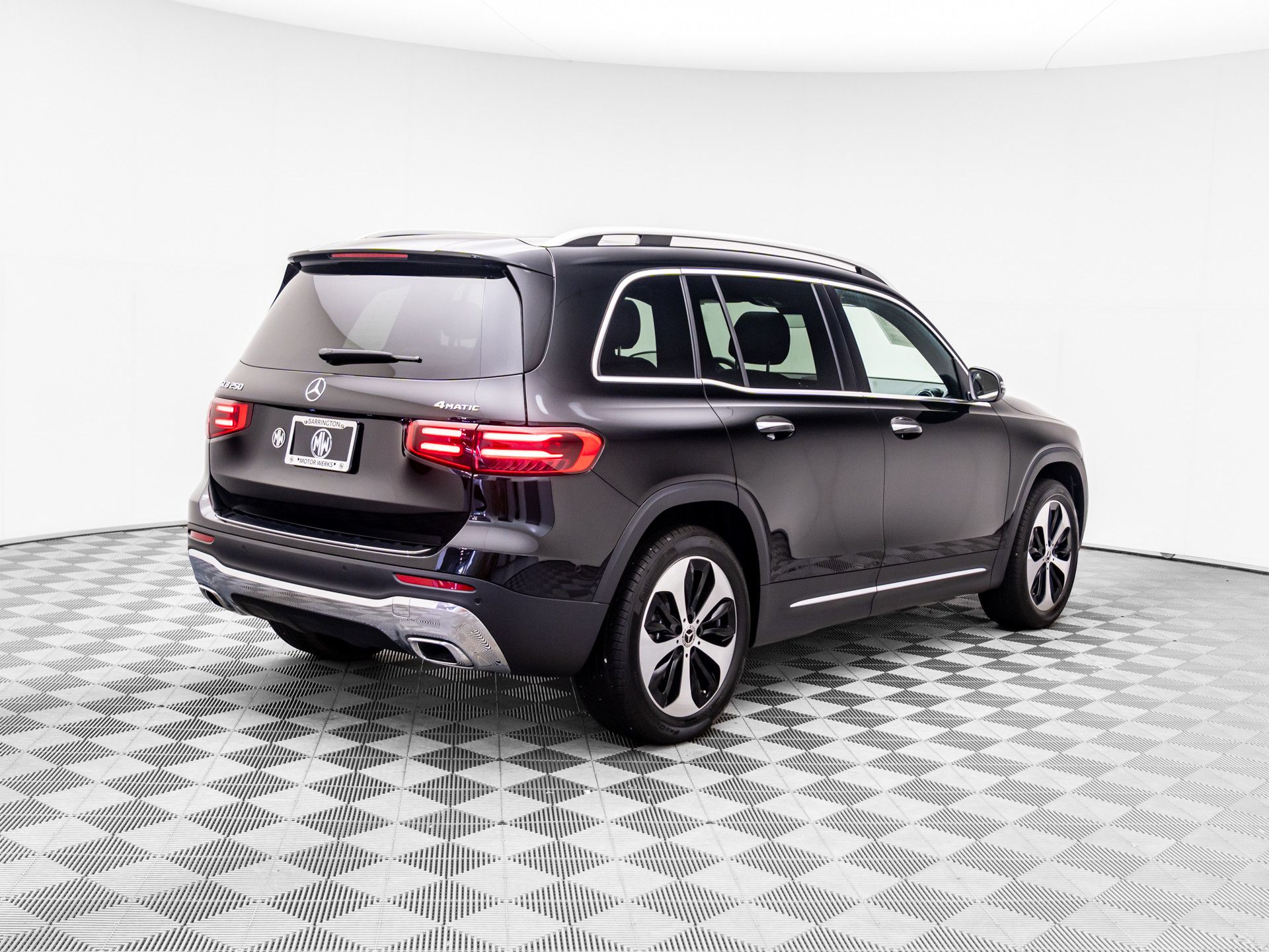 2024 Mercedes Benz GLB 250 4MATIC photo 7