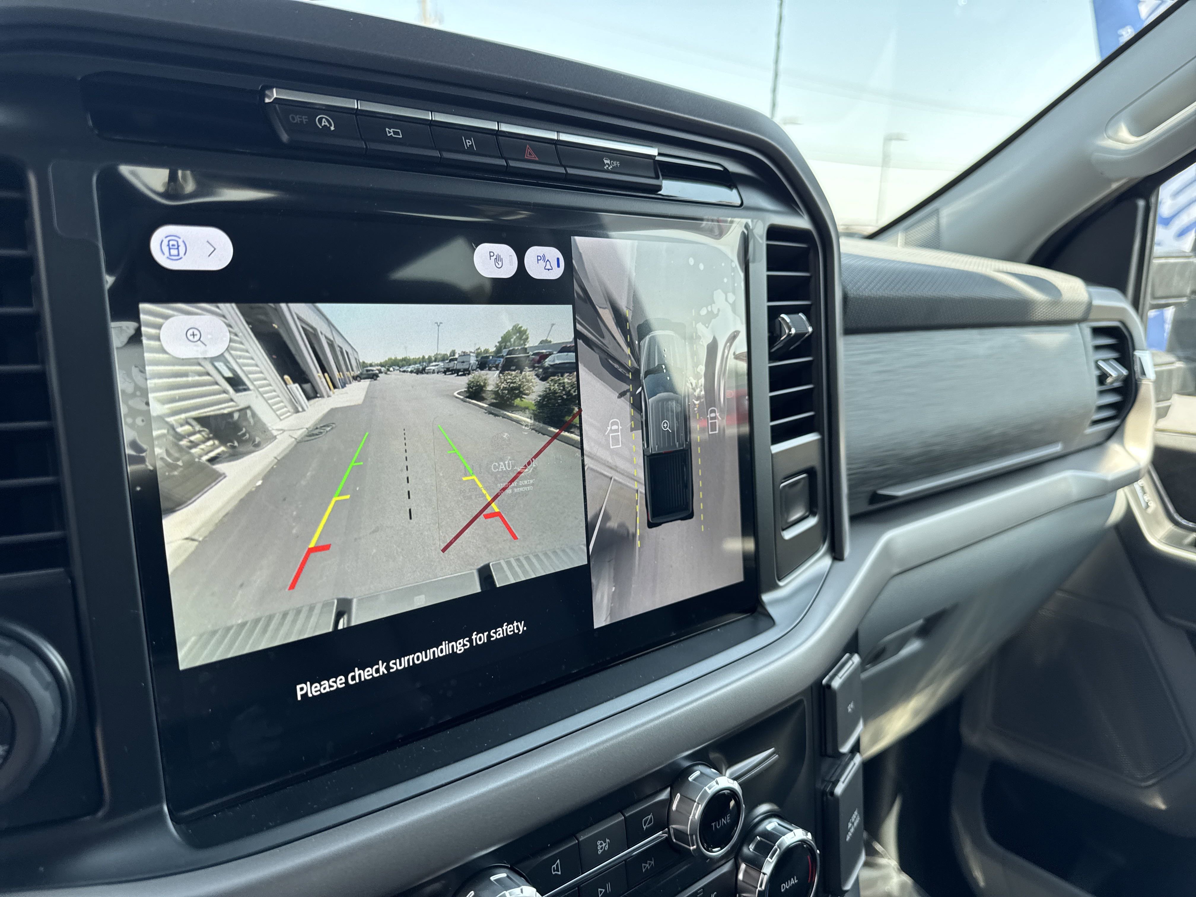 2024 Ford F-150 XLT photo 12