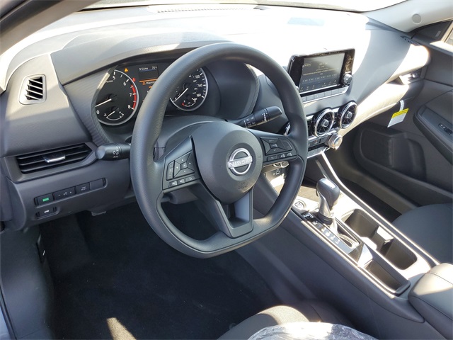2025 Nissan Sentra S photo 10