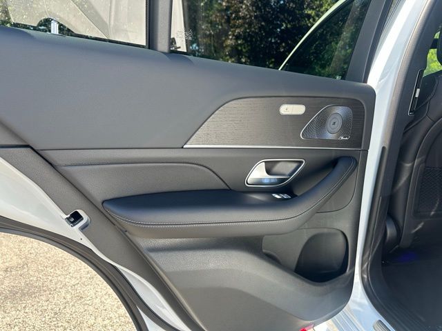 2025 Mercedes Benz GLE 450 4MATIC photo 16
