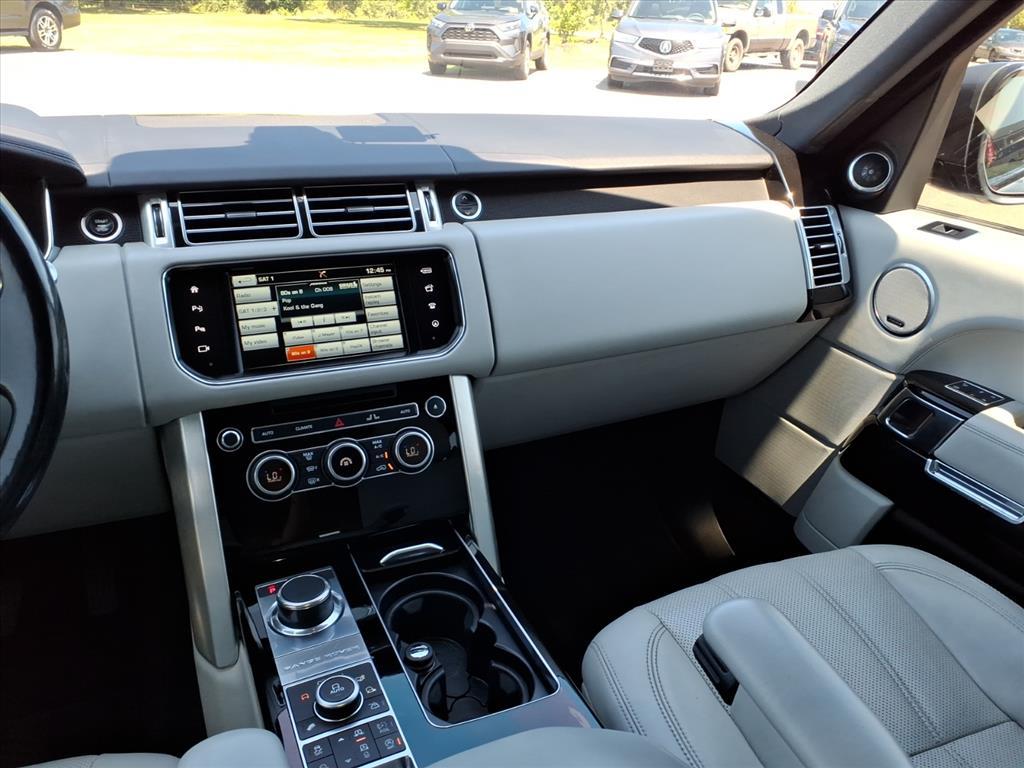 2016 Land Rover Range Rover HSE photo 28