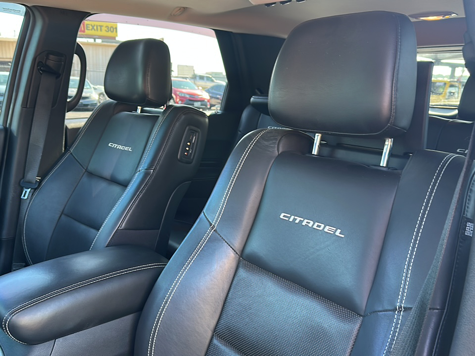 2018 Dodge Durango Citadel photo 2