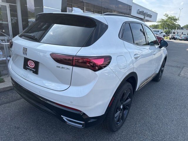 2025 Buick Envision Sport Touring photo 4
