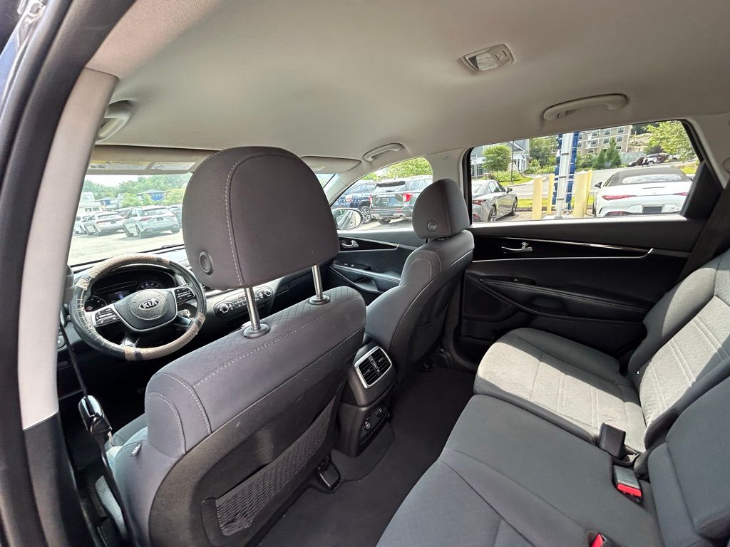 2019 Kia Sorento LX photo 14