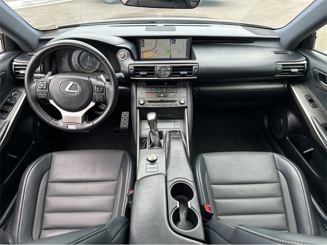 2019 Lexus IS 350 F SPORT photo 17