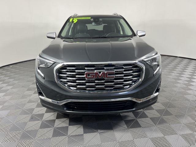 2019 Gmc Terrain Denali photo 2