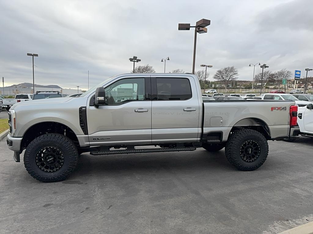 2024 Ford F-250 XLT photo 8