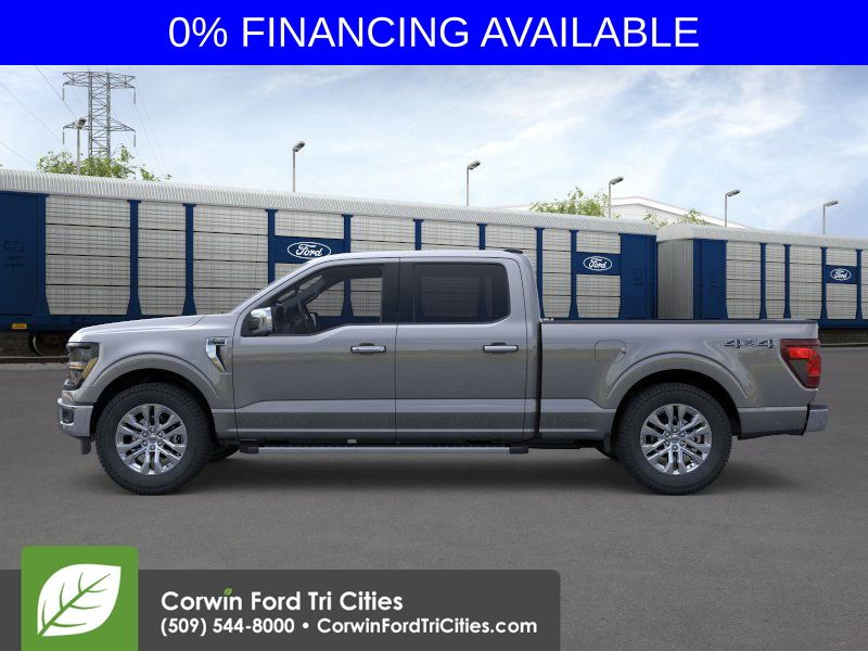 2025 Ford F-150 XLT photo 2