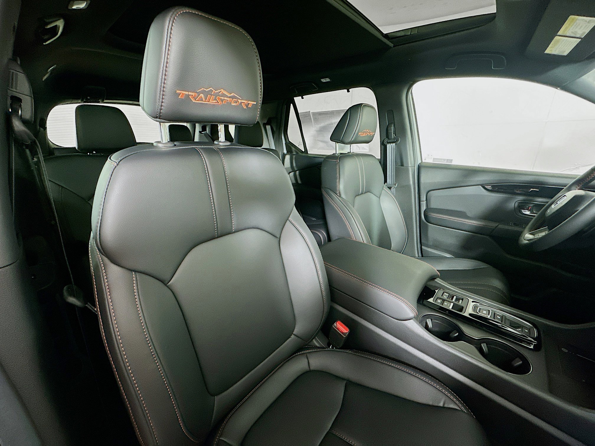 2025 Honda Pilot TrailSport photo 27