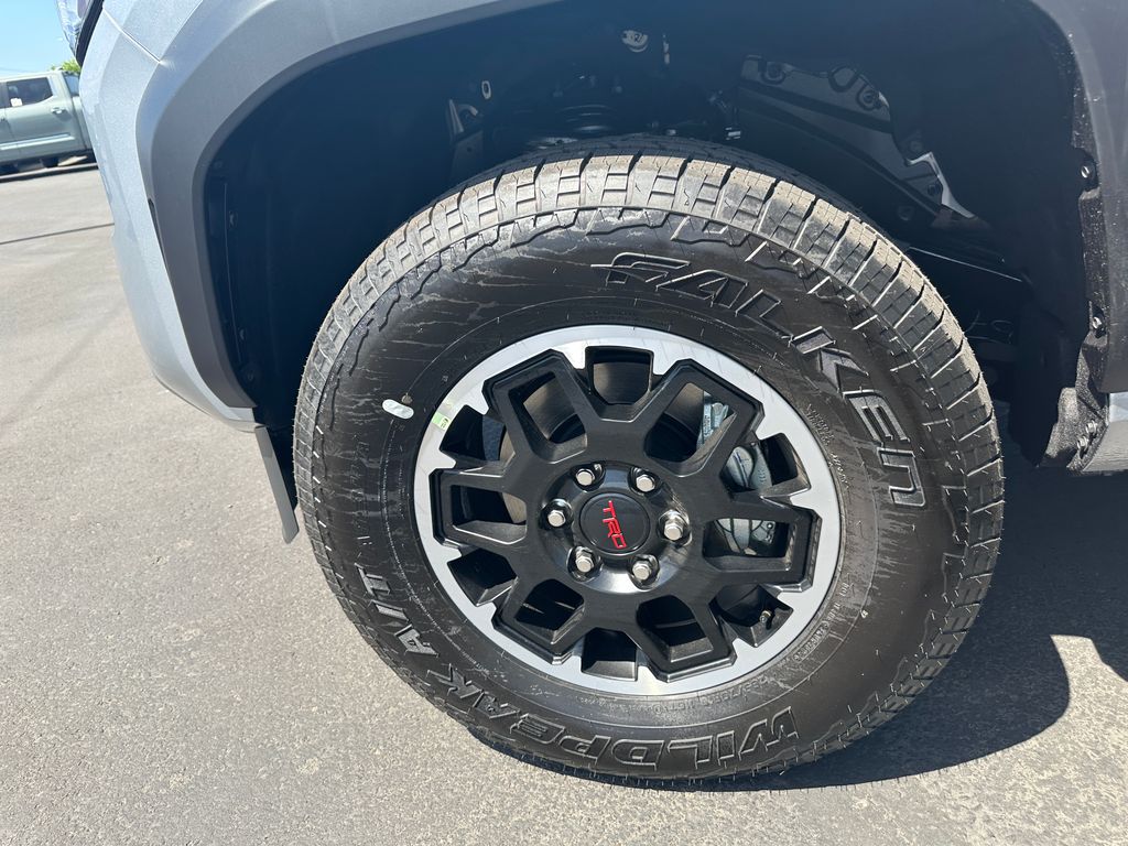 2025 Toyota Tacoma TRD Off-Road 4x4 Double Cab photo 12