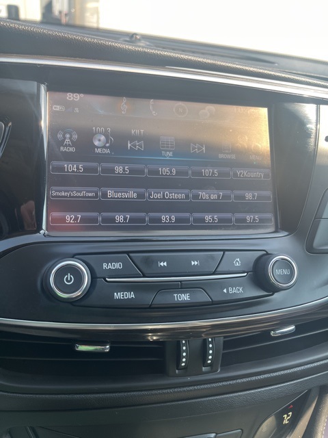 2019 Buick Envision Essence photo 9