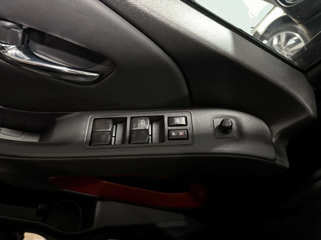 2022 Nissan Frontier Crew Cab photo 19