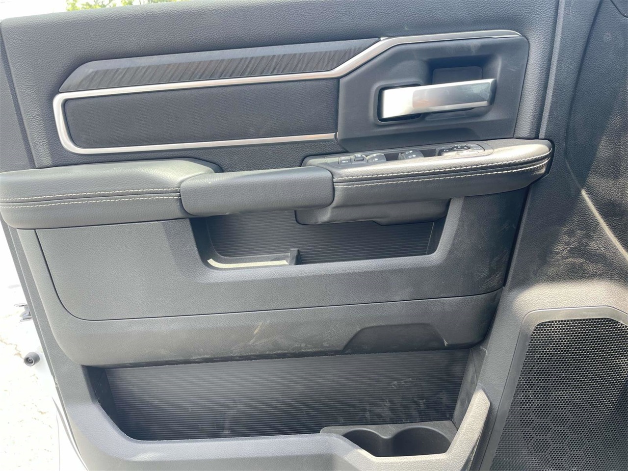 2025 Ram 2500 Big Horn photo 23