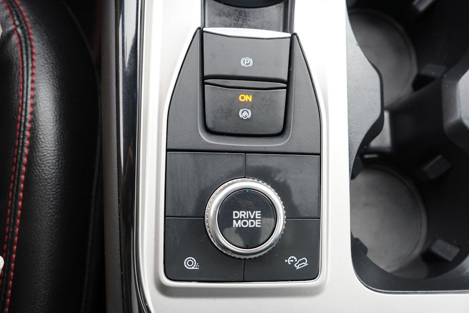 2023 Ford Explorer ST-Line photo 32