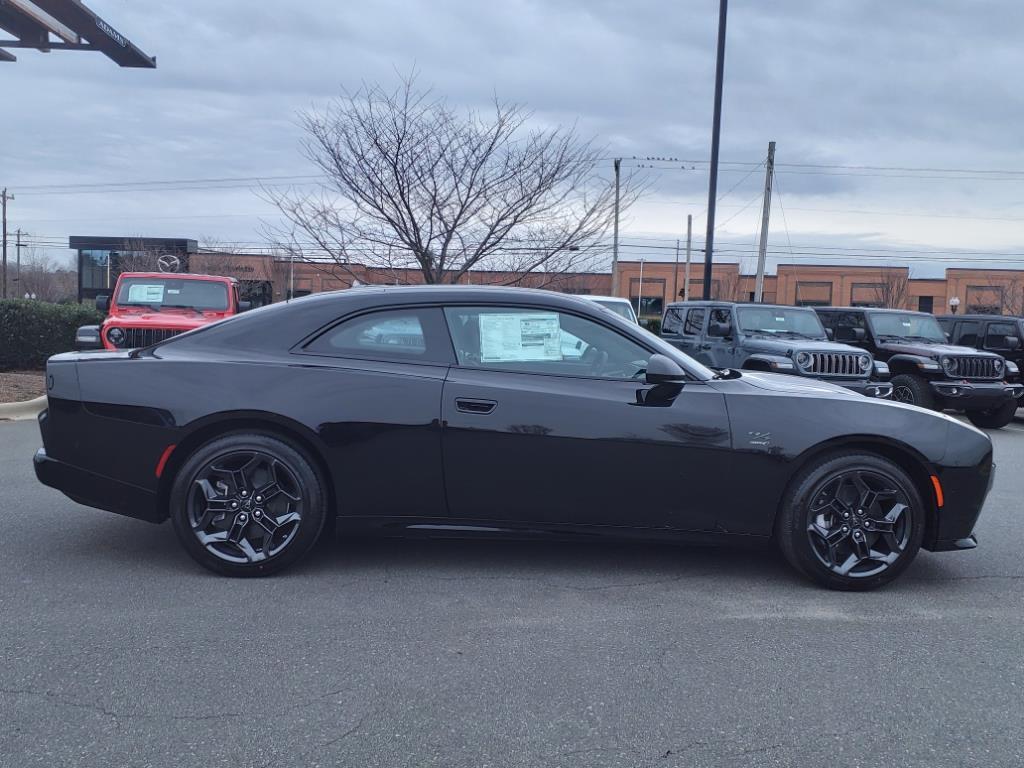 2025 Dodge Charger R/T photo 20