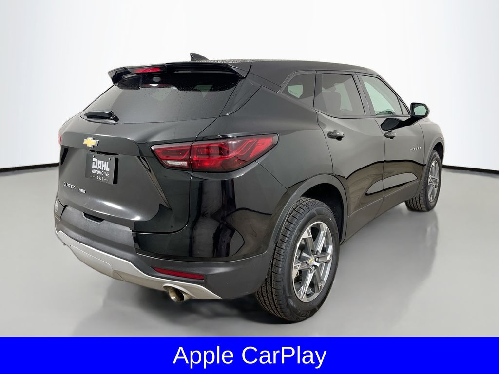 2023 Chevrolet Blazer 2LT photo 3