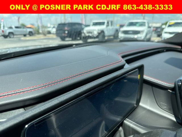 2025 Dodge Charger R/T photo 9