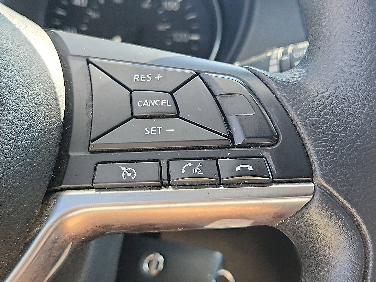 2017 Nissan Rogue S photo 20