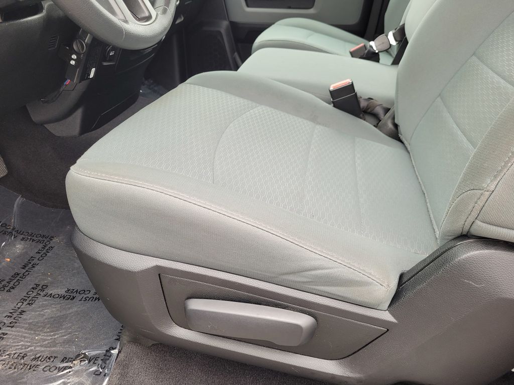 2018 Ram 2500 Tradesman photo 23