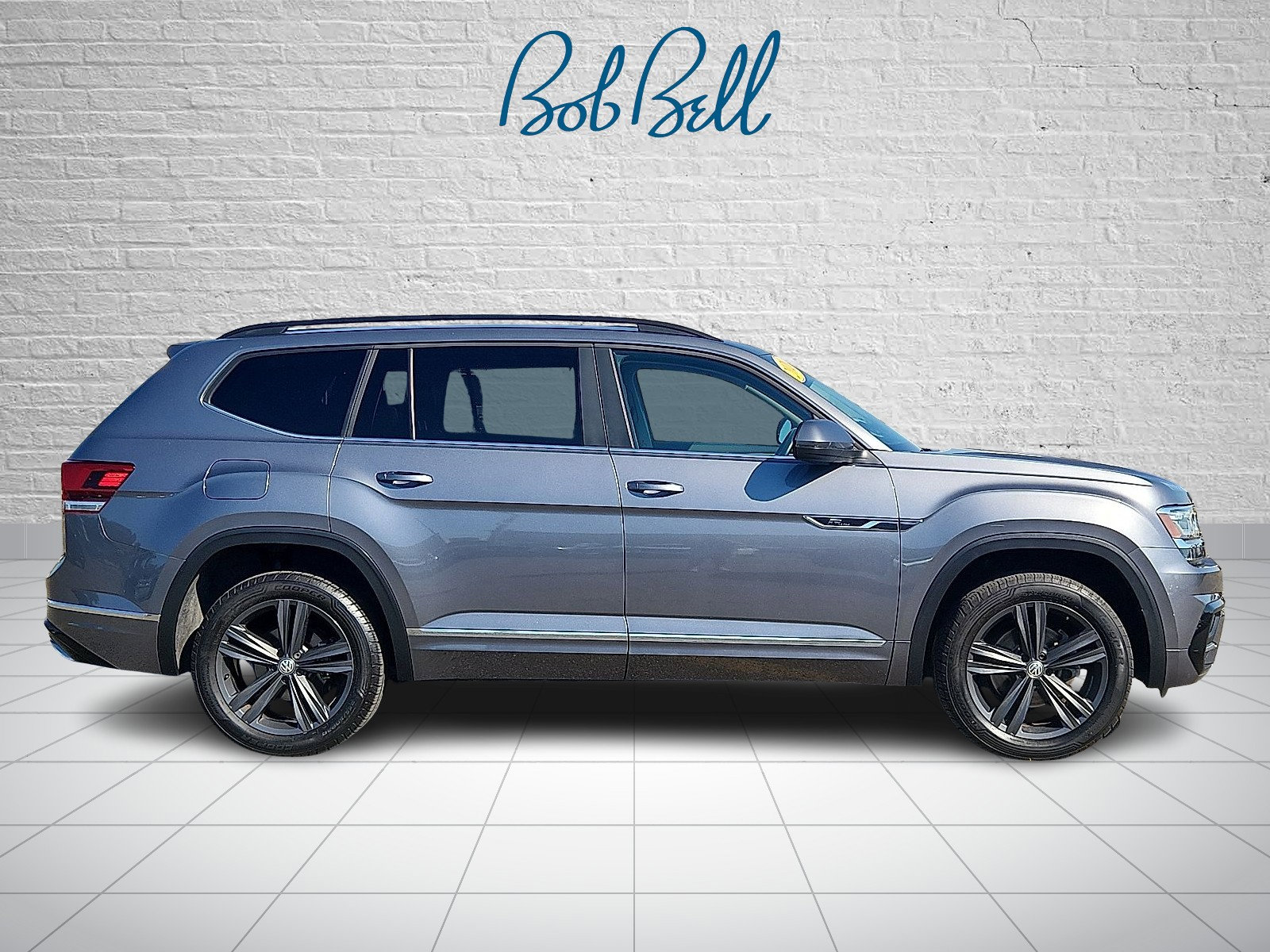 2020 Volkswagen Atlas SE Technology R-Line photo 4