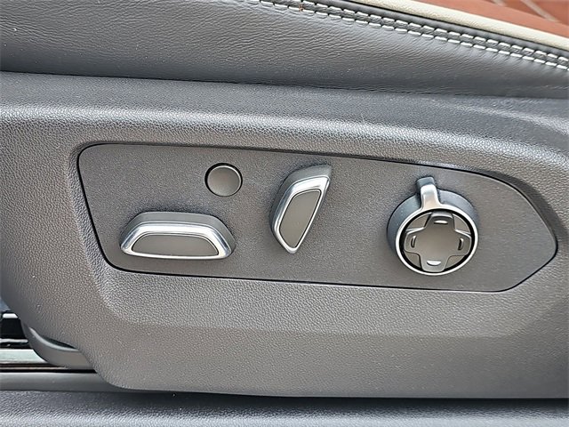 2026 Gmc Sierra 1500 Denali Ultimate photo 13