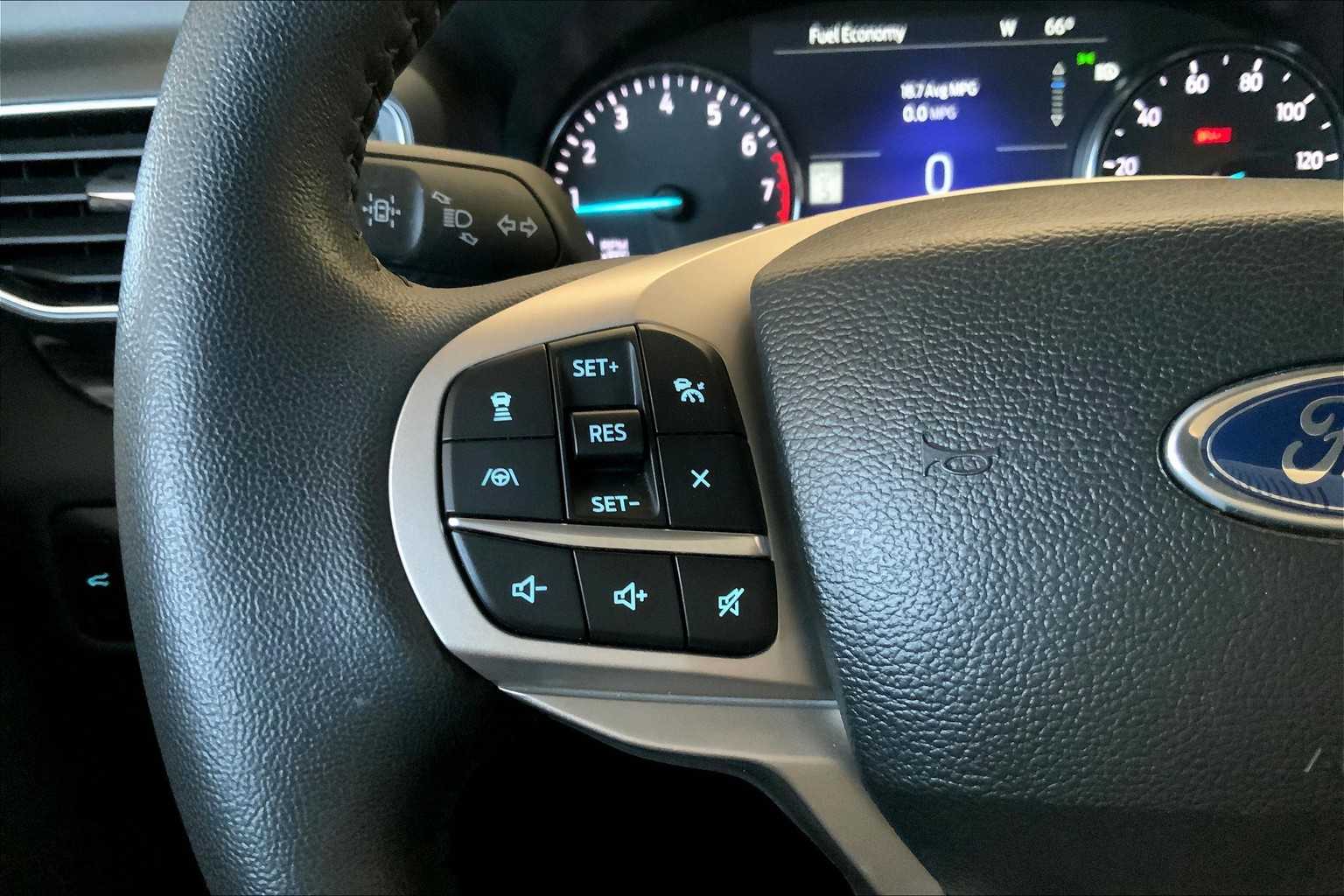 2023 Ford Explorer Limited photo 21