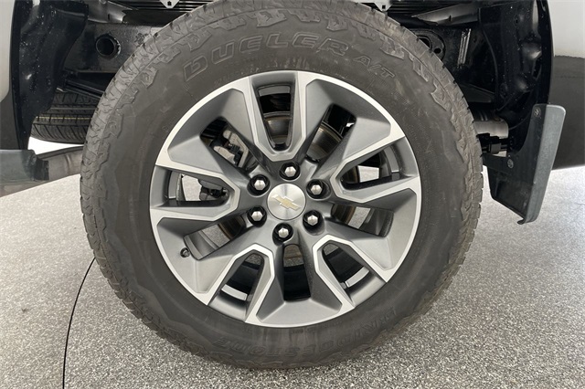 2023 Chevrolet Silverado 1500 LT photo 15