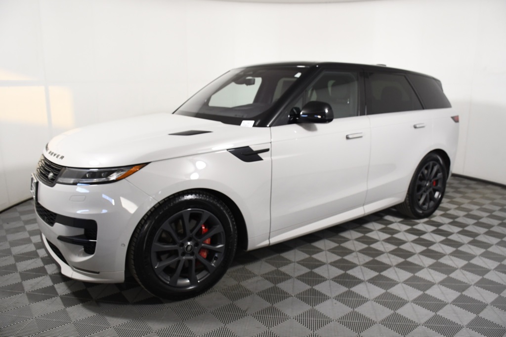 Used 2023 Land Rover Range Rover Sport SE Dynamic with VIN SAL1L9FU2PA111463 for sale in Richfield, Minnesota