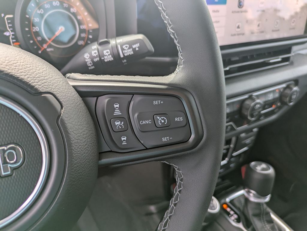 2025 Jeep Wrangler Willys photo 15